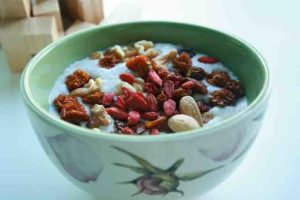 chinese rice congee with goji